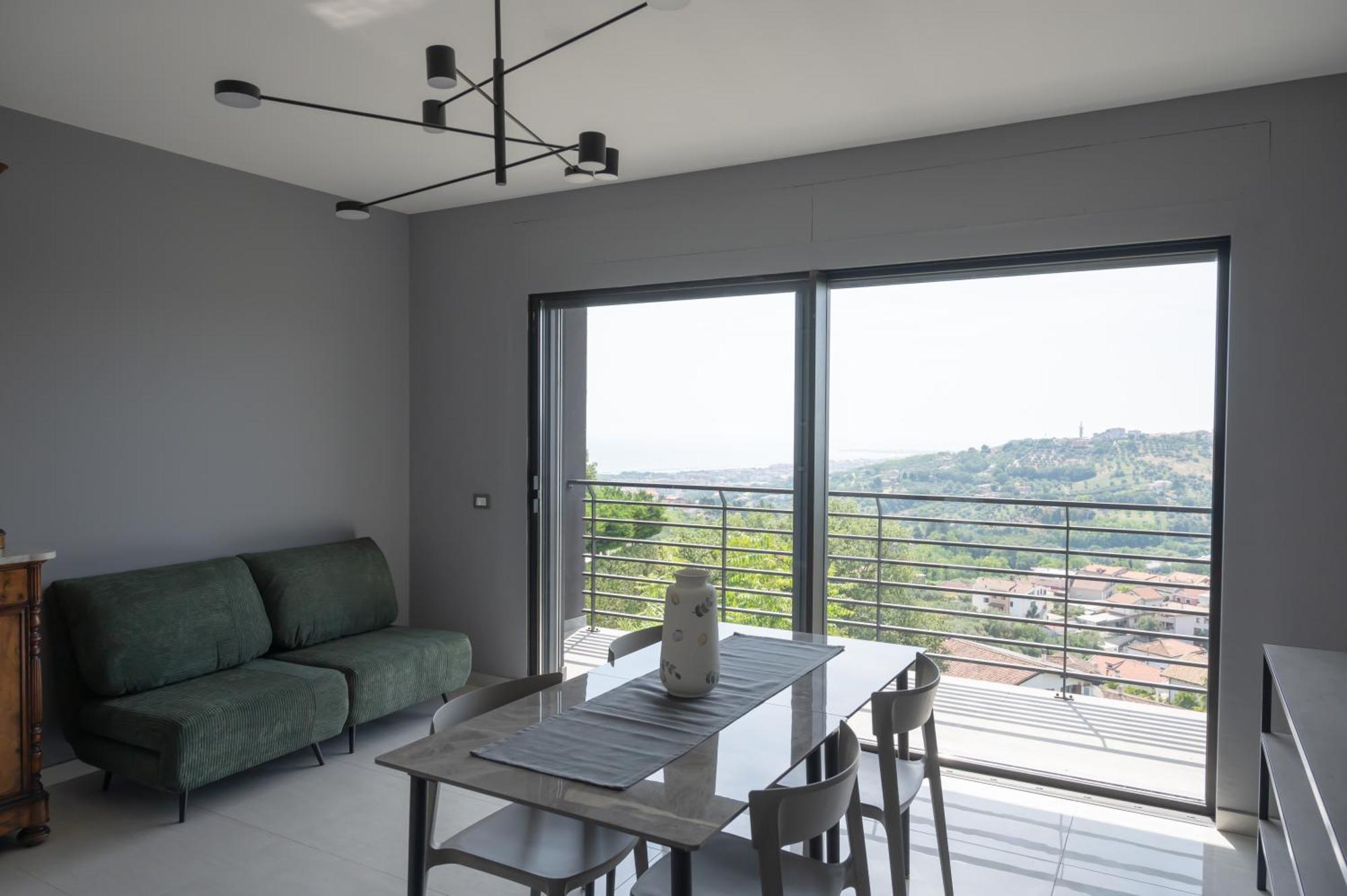 Casa Vista Mare E Colline A Montesilvano Colle Экстерьер фото